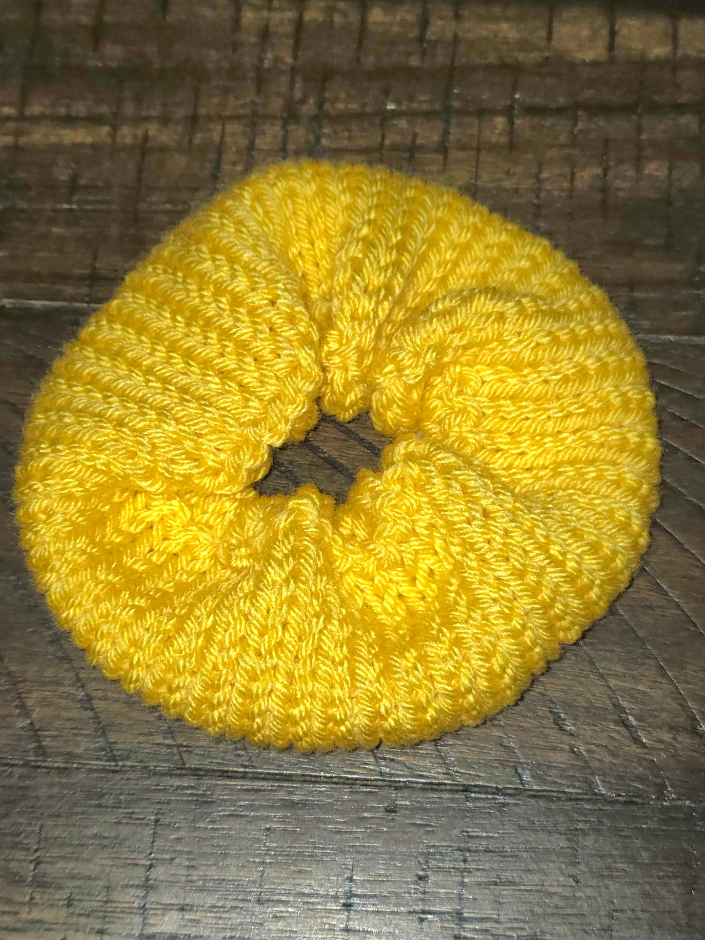 Knit Scrunchie
