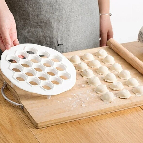 19 Holes Dumpling Mold Kitchen Dumpling Maker