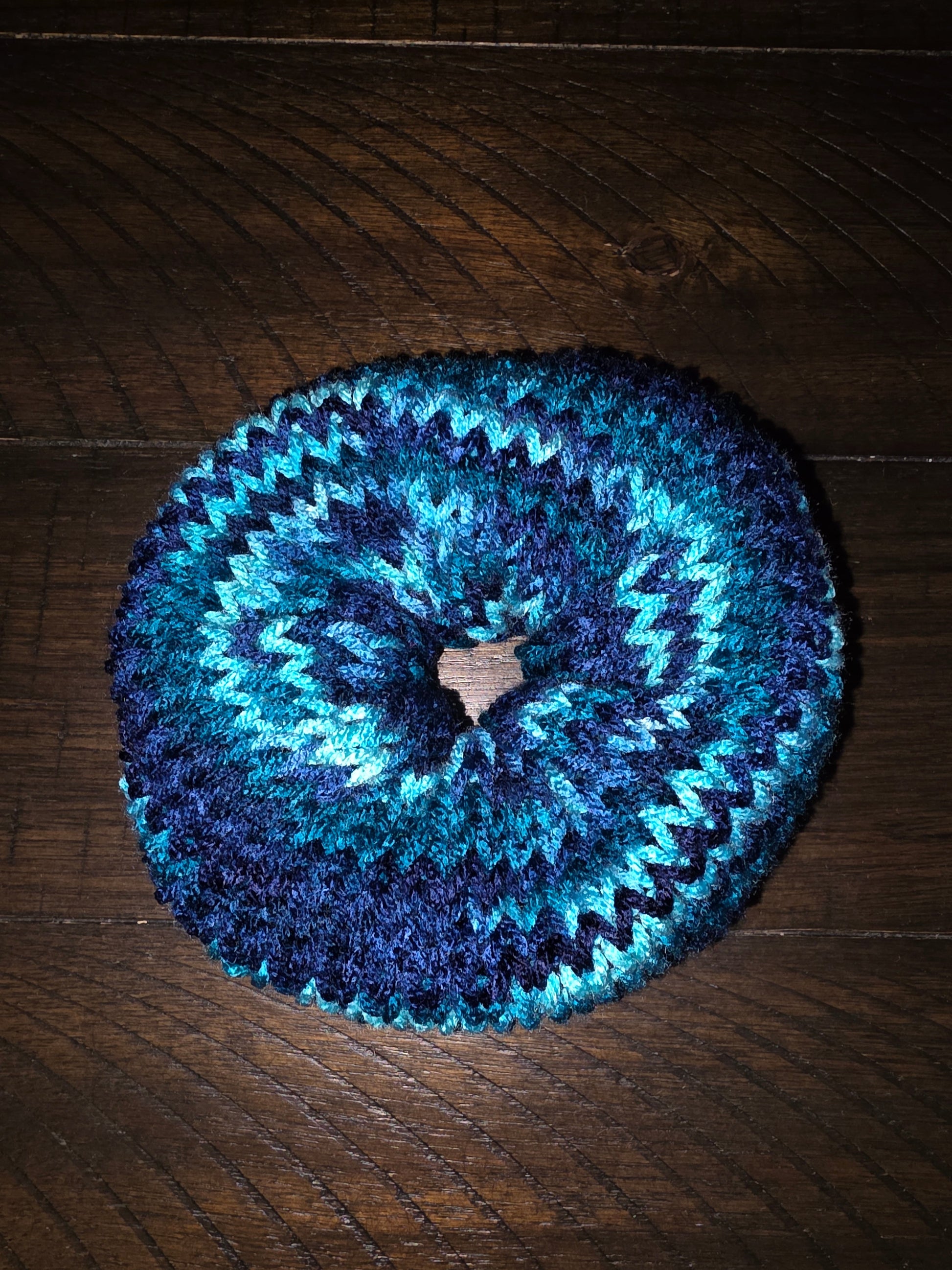 Knit Scrunchie - Naynie's Treasures